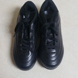 Soccer cleats